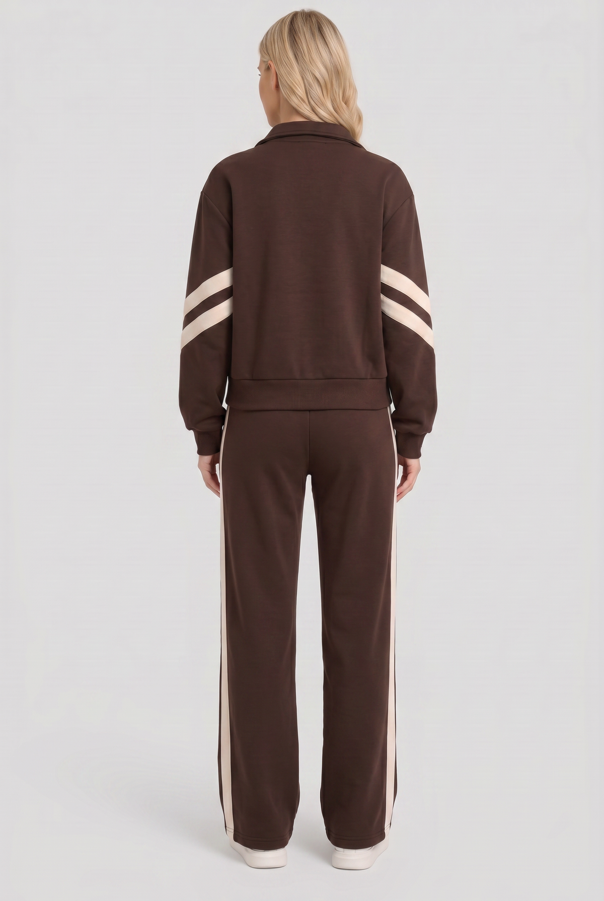 Erin Women Two Piece Zip Front Tracksuit, colour: Brown