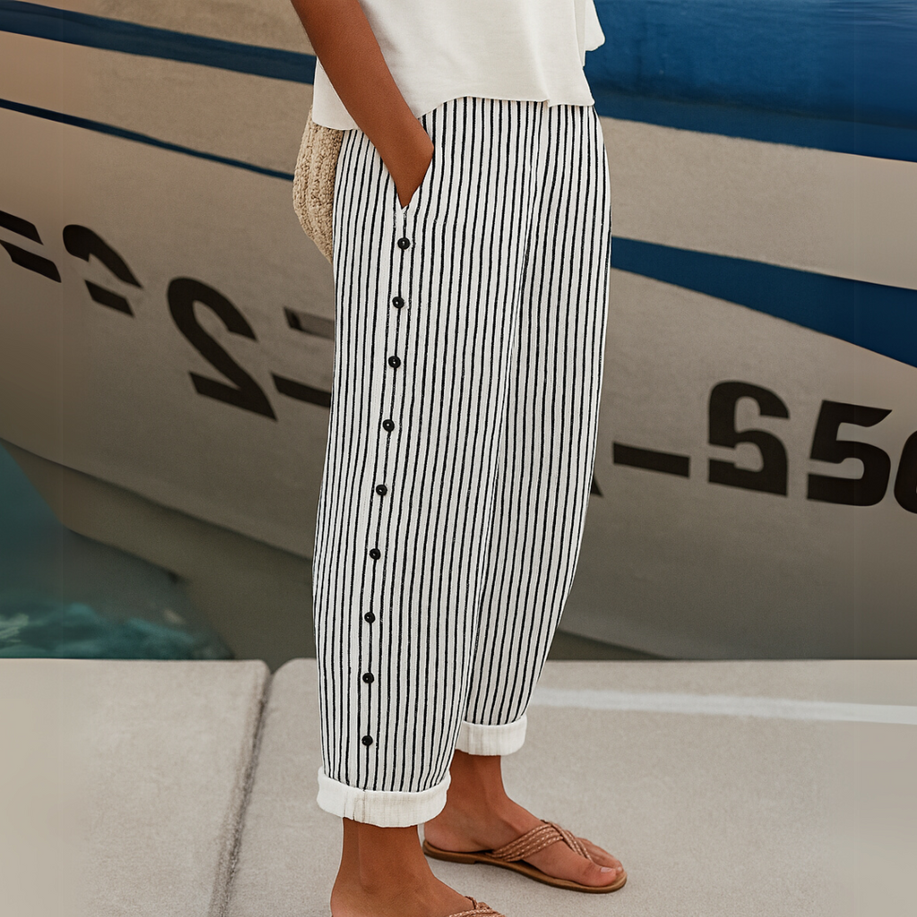 Annie Women Striped Button Detail Cropped Pants, colour: Black