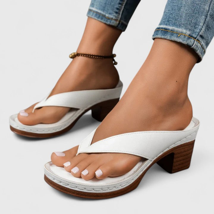 Maggie Women Toe Post Block Heel Sandals