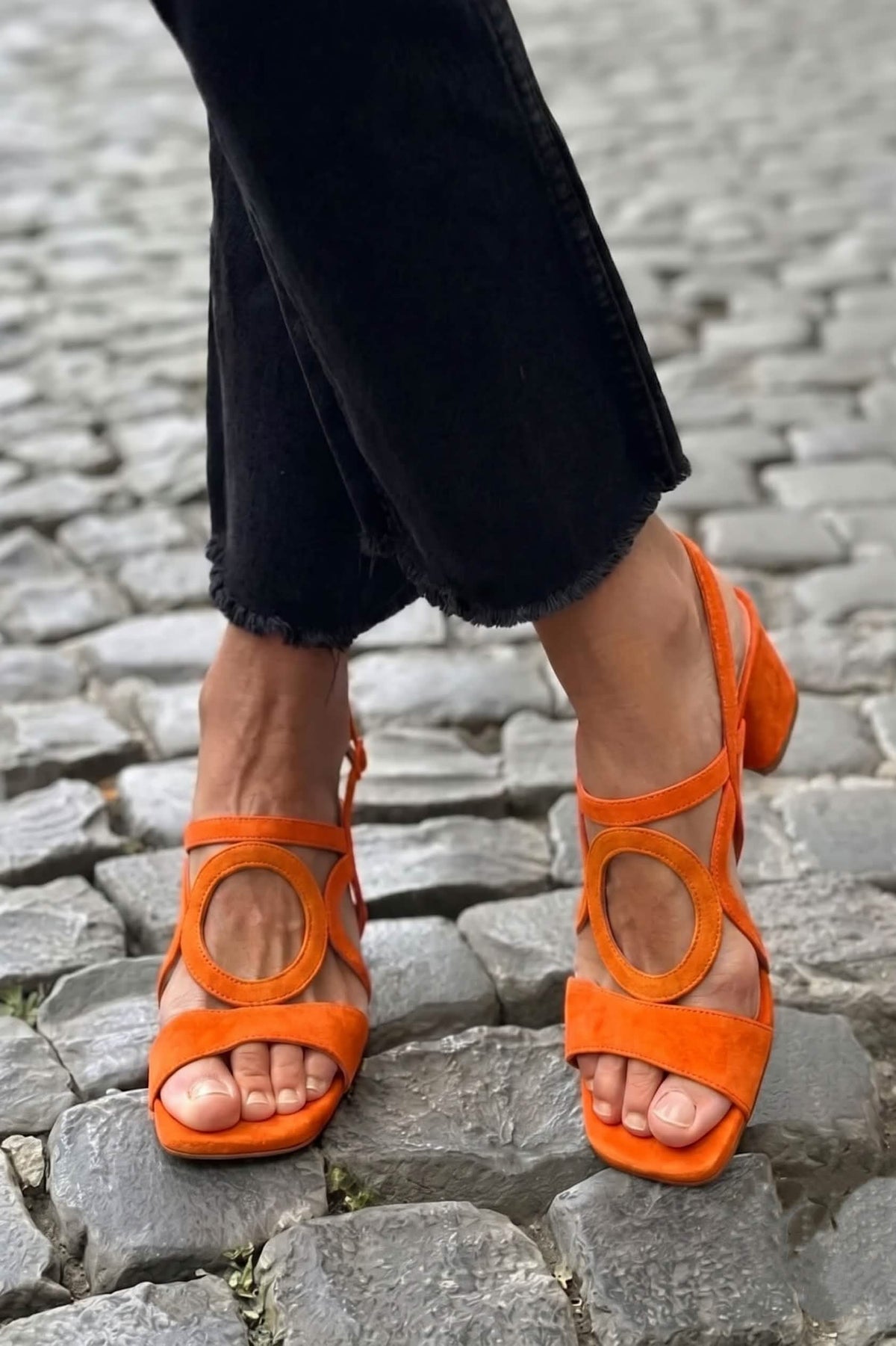 Zoe Women Cutout Block Heel Strappy Sandals, colour: Orange